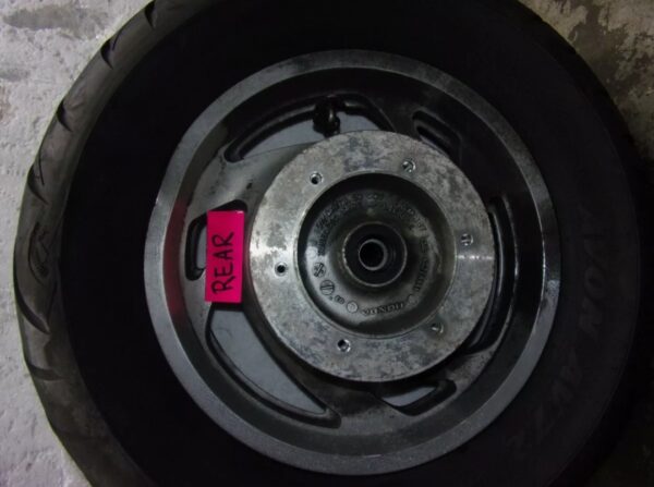 516 A HONDA VTX1300 VTX 1300 C 2004 OEM REAR WHEEL