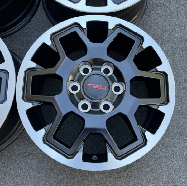 SET (4) 18 INCH WHEELS TOYOTA TACOMA TRD 2024-2025 OEM GENUINE BLACK MACHINED - Image 2